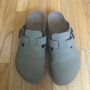 Birkenstock Boston Clogs / Green Taupe